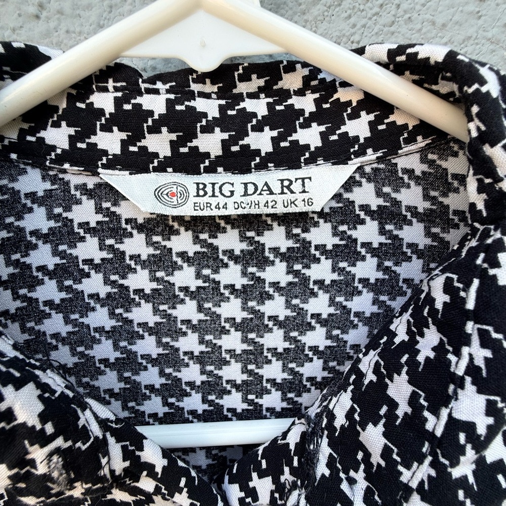 Big Dart Black and White Houndstooth Button-Up blouse, size EU 44/Large - Picture 3 of 4